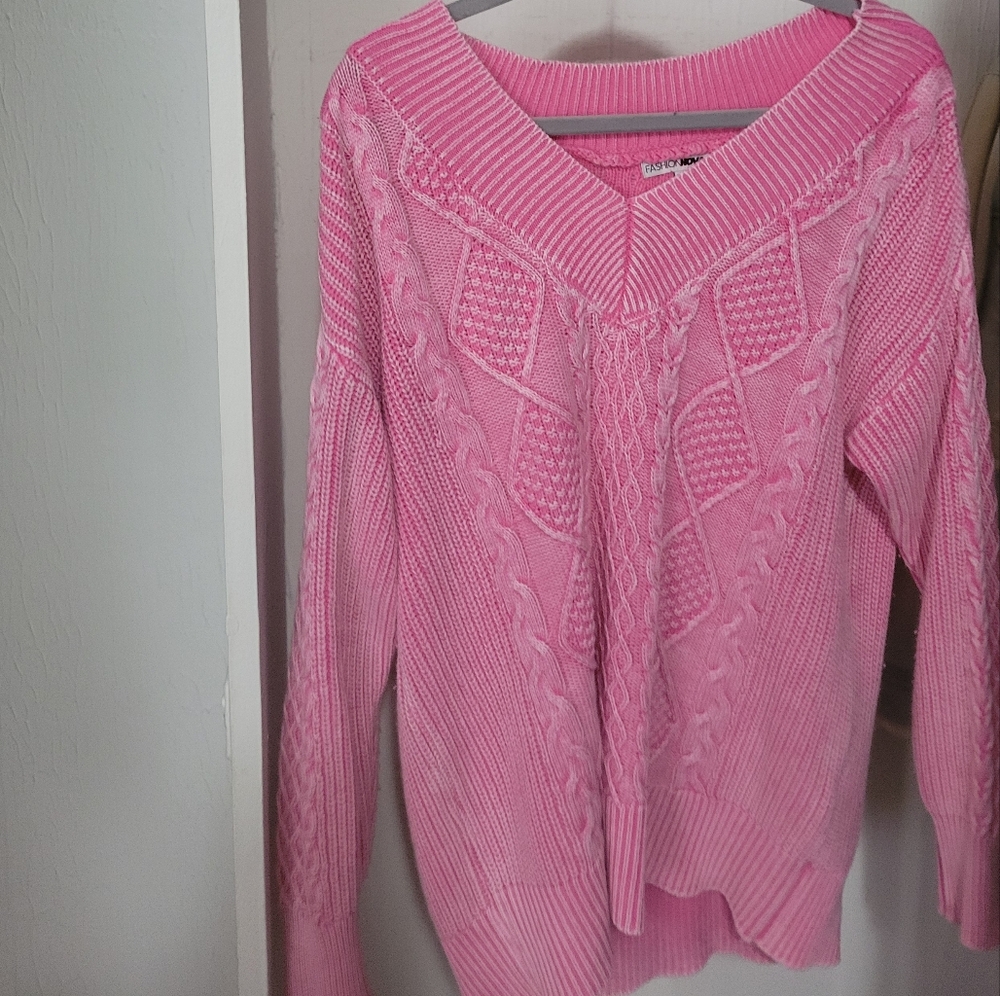 OVERSIZED PINK FASHION NOVA SWEATER